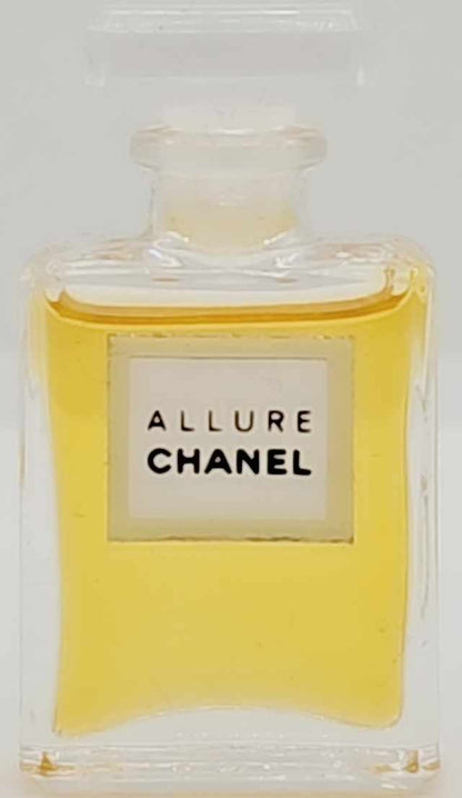 Chanel Mini Parfum Set – 5 Iconic Fragrances in Collector Bottles